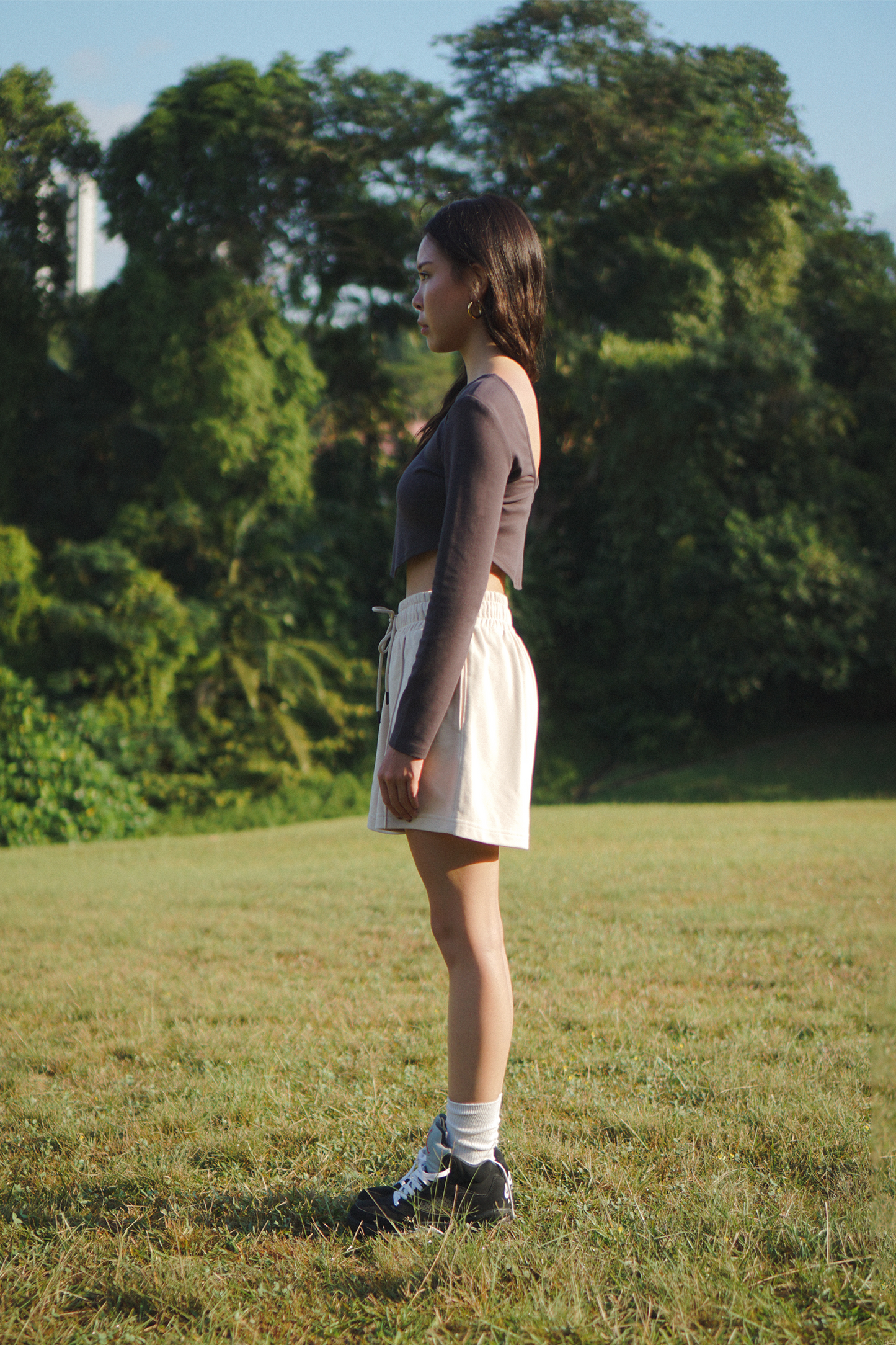 Curve top details comfortable shorts for everyday Amalgam charcoal grey bare back crop curve top with porcelain pink sweat shorts panelled for elevated comfort look pintrest casual look
