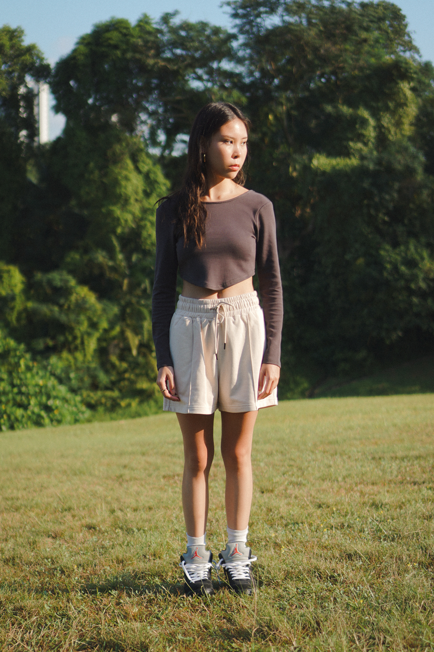 Amalgam charcoal grey bare back crop curve top with porcelain pink sweat shorts panelled for elevated comfort look pintrest casual look